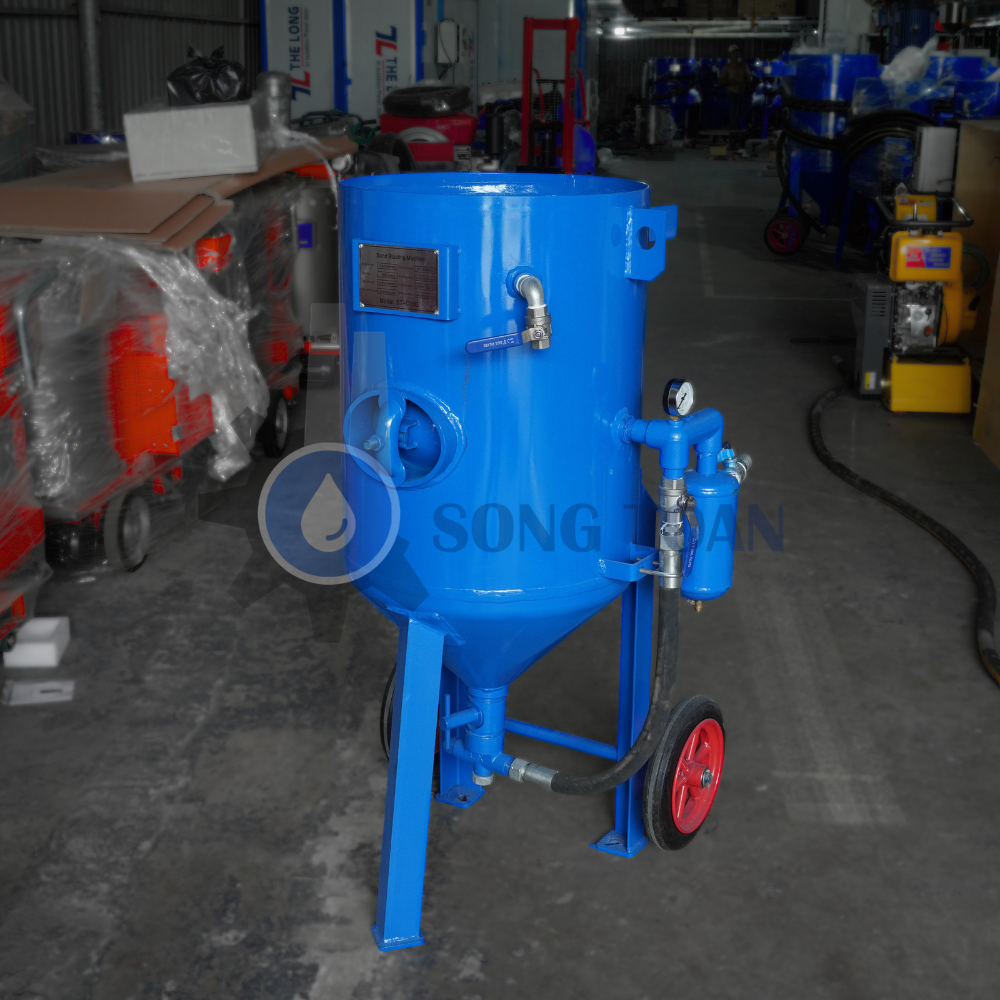 máy phun cát dạng cối 100 lít